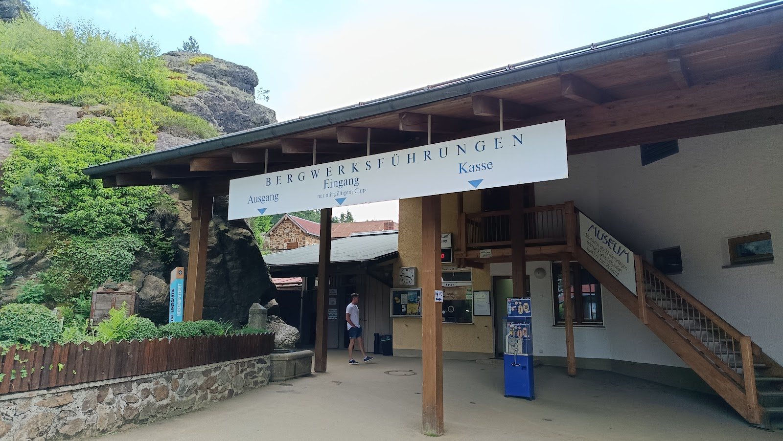 Eingang zur Bergwerksführung am Silberberg